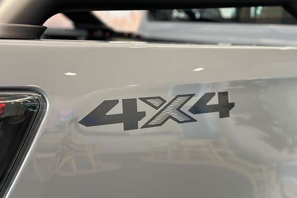 2025 Isuzu D-MAX BLADE 4X4