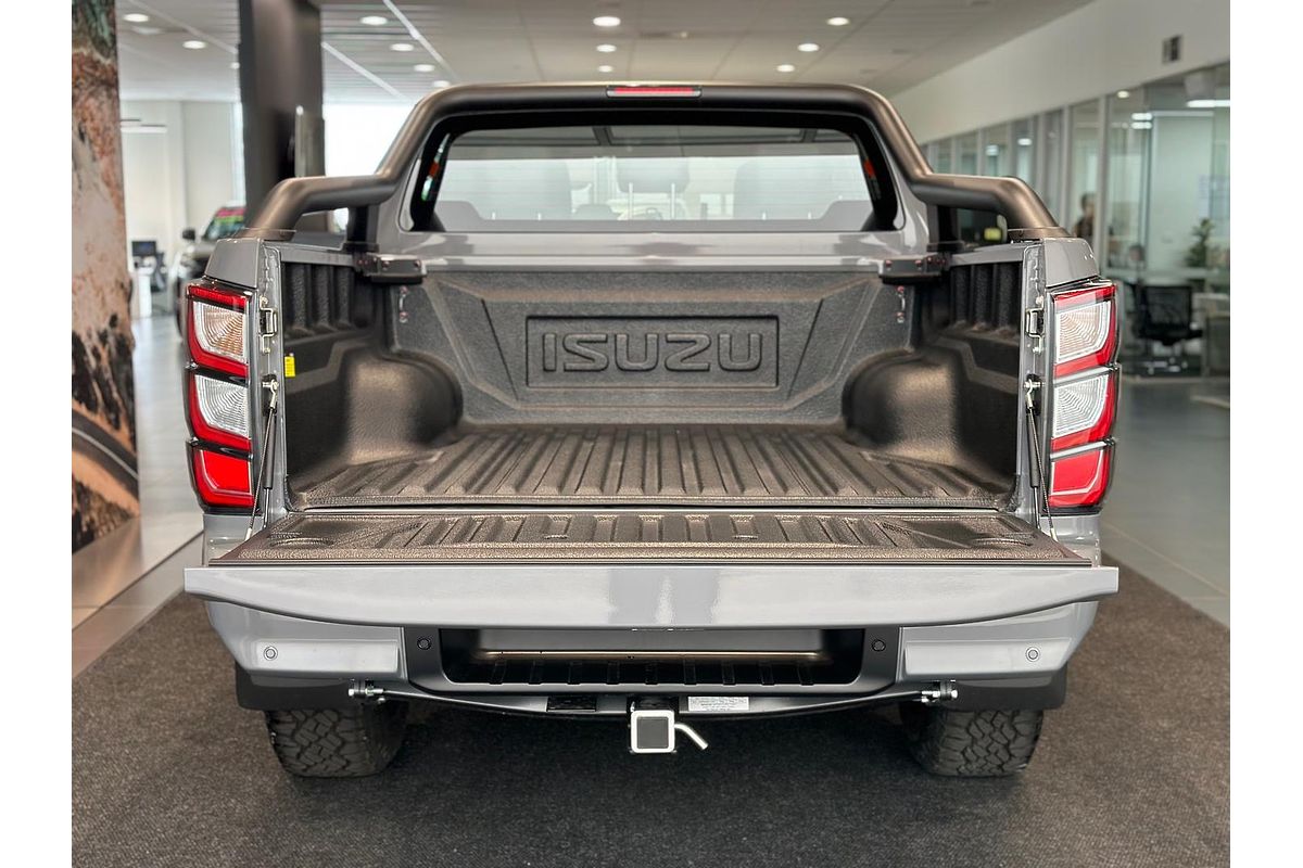 2025 Isuzu D-MAX BLADE 4X4