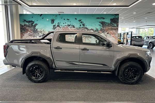 2025 Isuzu D-MAX BLADE 4X4
