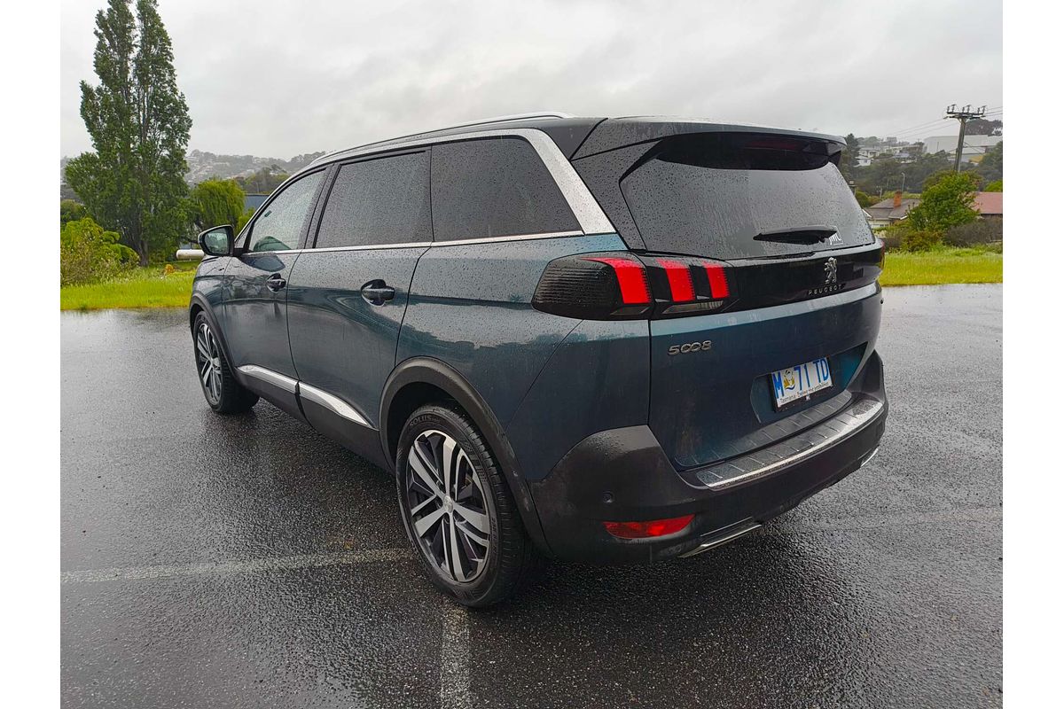 2018 Peugeot 5008 GT P87