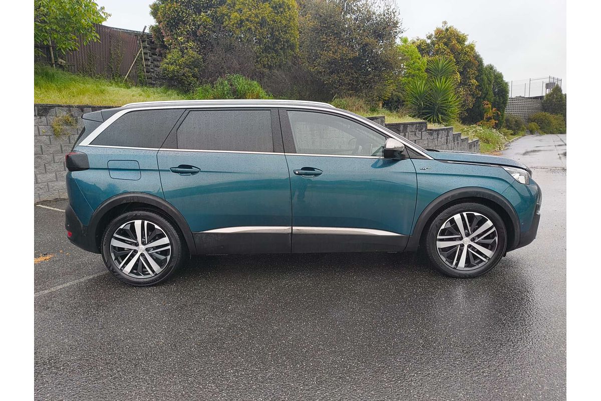 2018 Peugeot 5008 GT P87