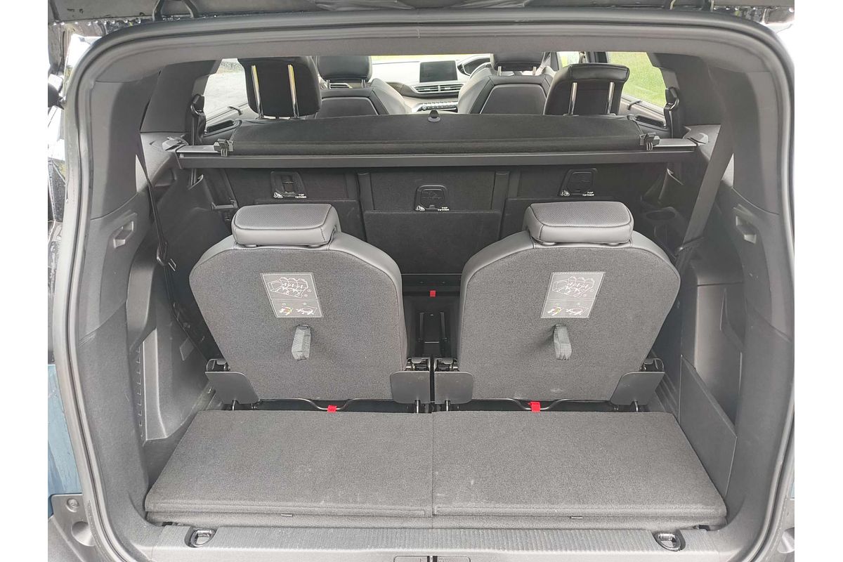 2018 Peugeot 5008 GT P87