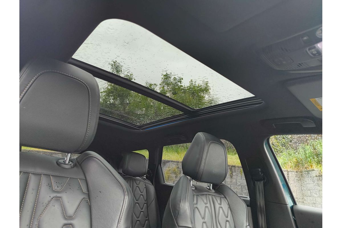 2018 Peugeot 5008 GT P87