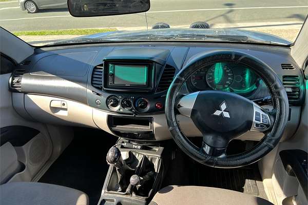 2009 Mitsubishi Triton GL-R MN 4X4