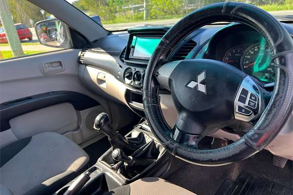 2009 Mitsubishi Triton GL-R MN 4X4