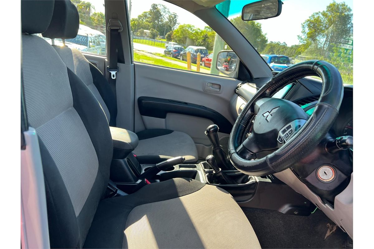 2009 Mitsubishi Triton GL-R MN 4X4