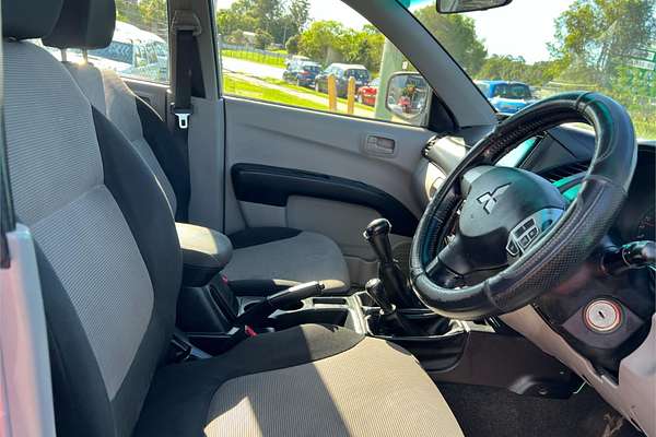 2009 Mitsubishi Triton GL-R MN 4X4