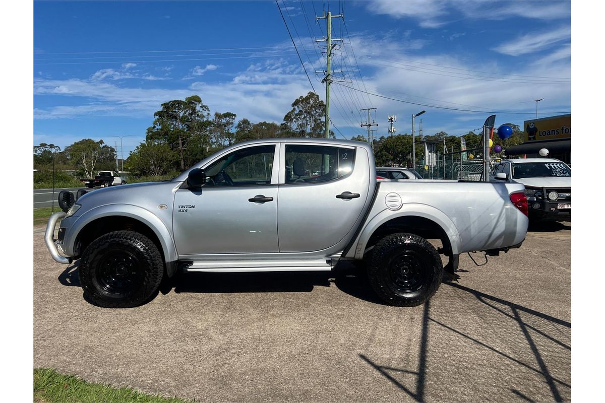 2009 Mitsubishi Triton GL-R MN 4X4