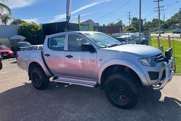 2009 Mitsubishi Triton GL-R MN 4X4