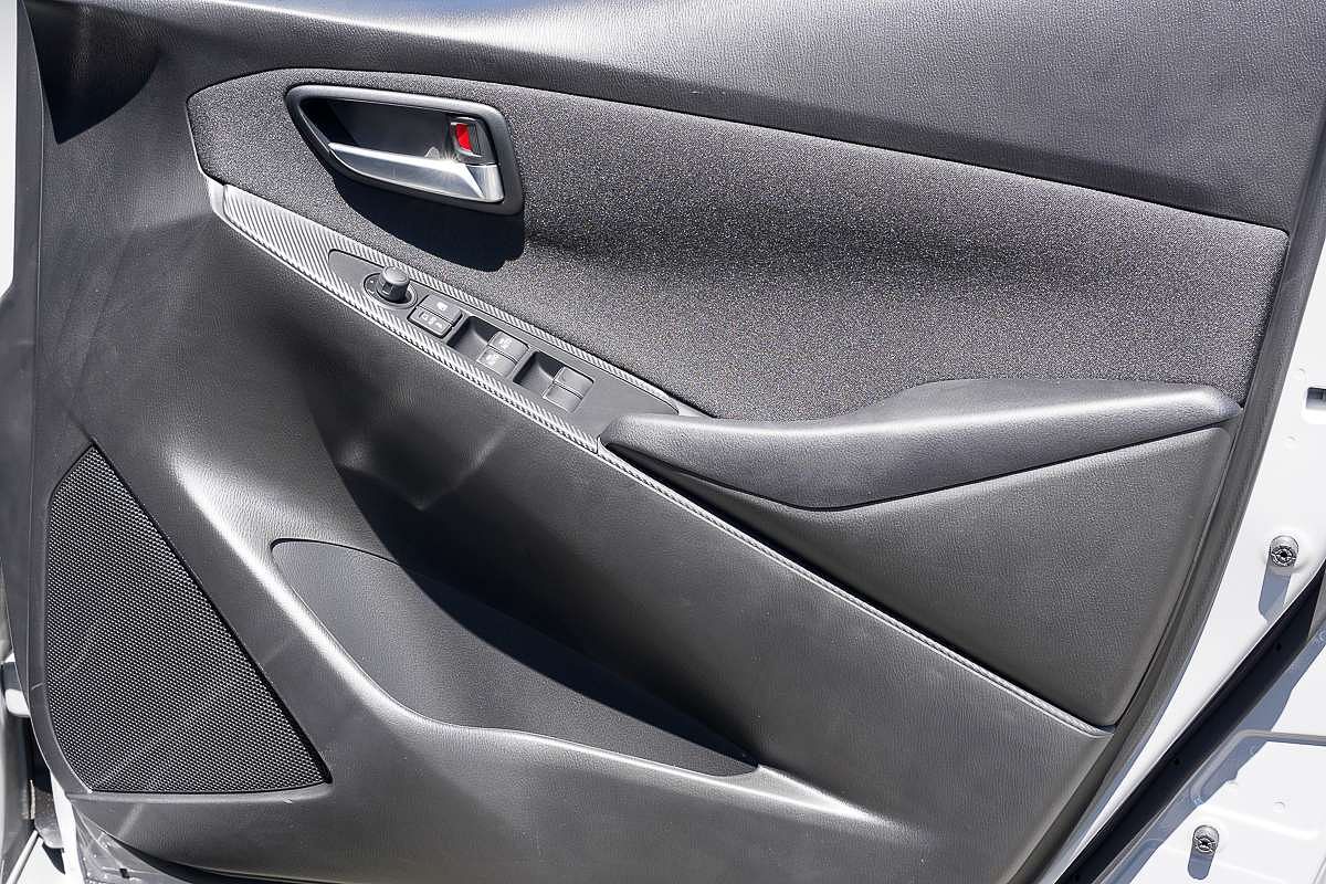 2025 Mazda 2 G15 Evolve DJ Series