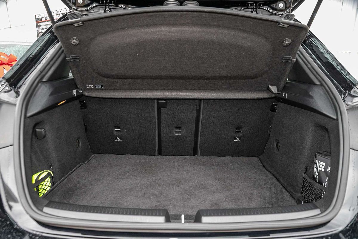 2019 Mercedes-Benz A-Class A250 W177