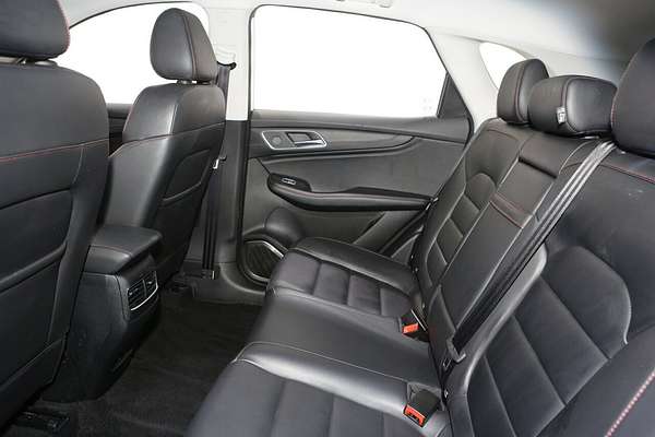 2024 MG HS Vibe SAS23