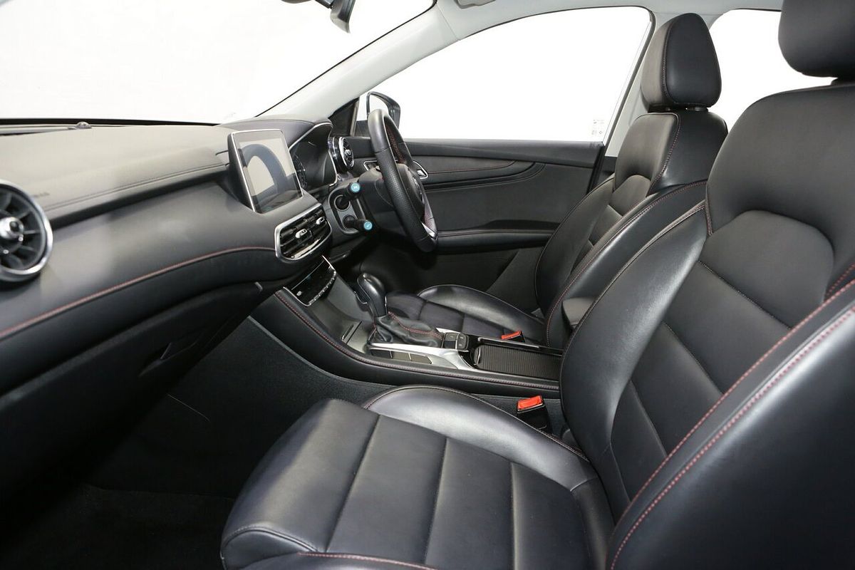 2024 MG HS Vibe SAS23