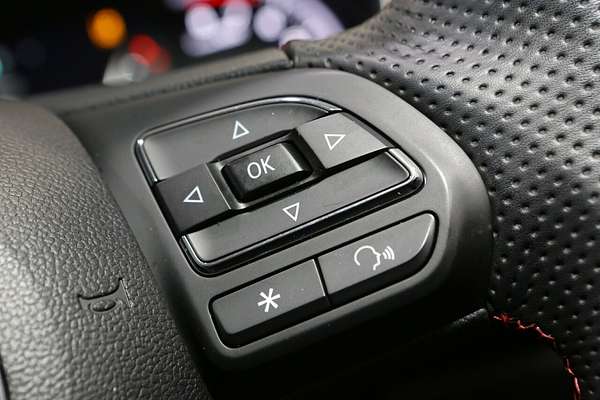 2024 MG HS Vibe SAS23