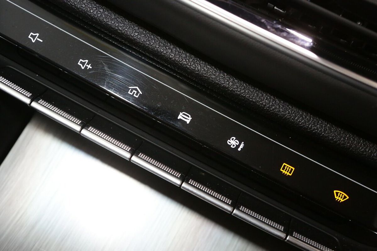 2024 MG HS Vibe SAS23