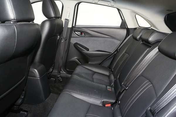 2023 Mazda CX-3 Akari DK