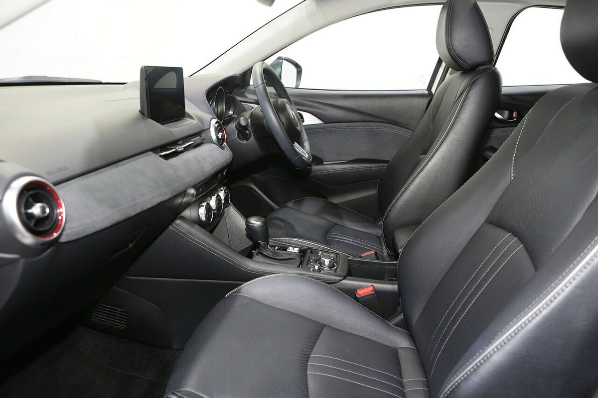 2023 Mazda CX-3 Akari DK