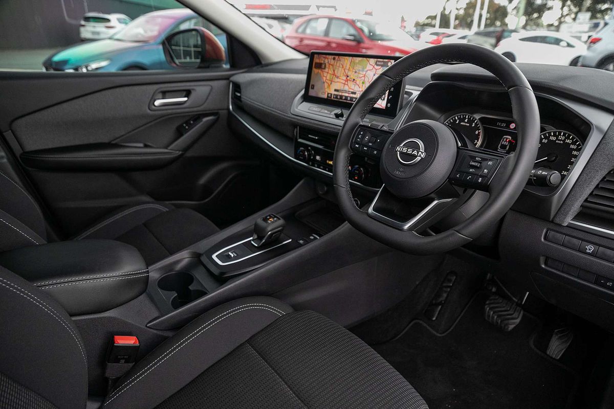 2024 Nissan QASHQAI ST-L J12