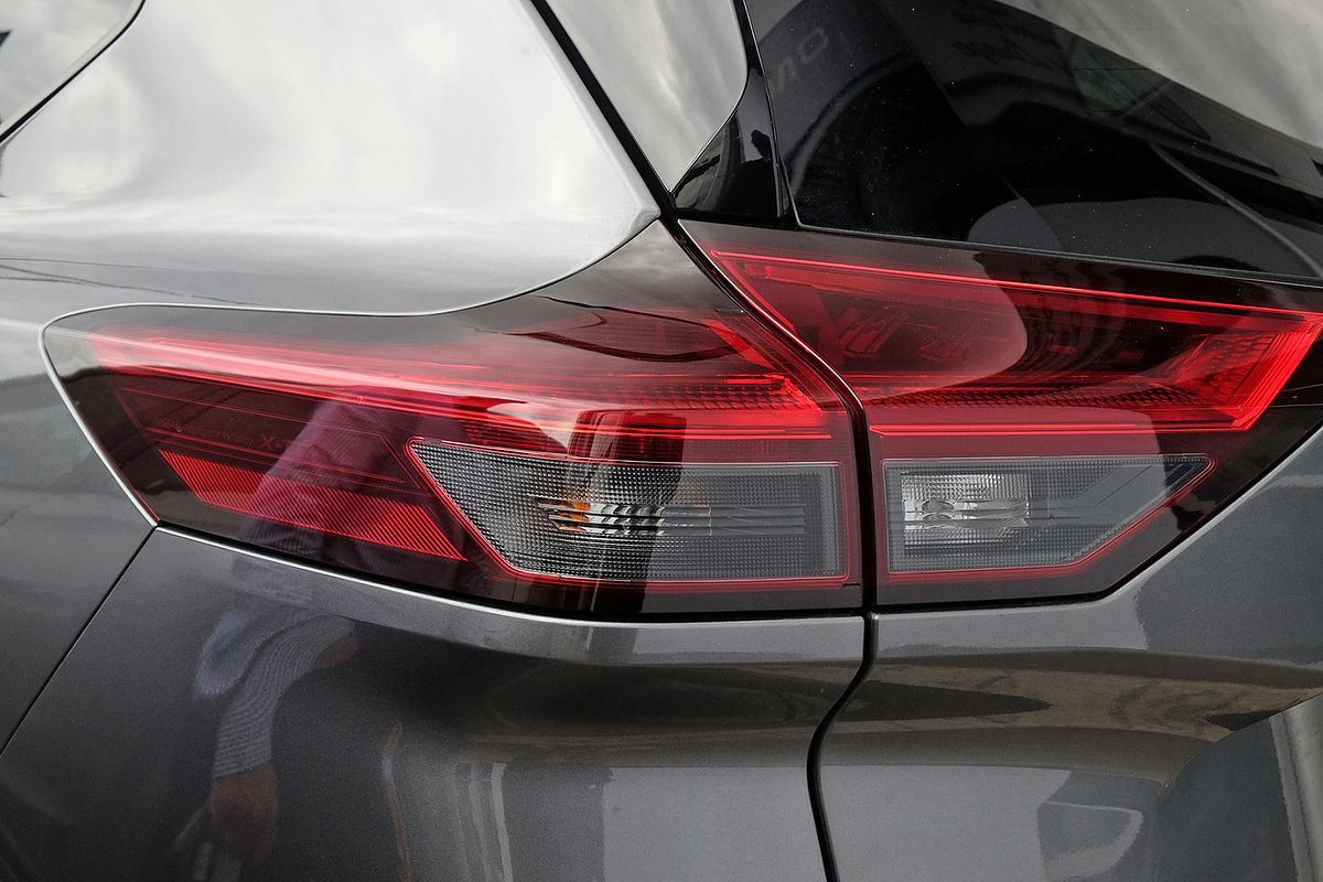 2024 Nissan X-TRAIL ST-L T33