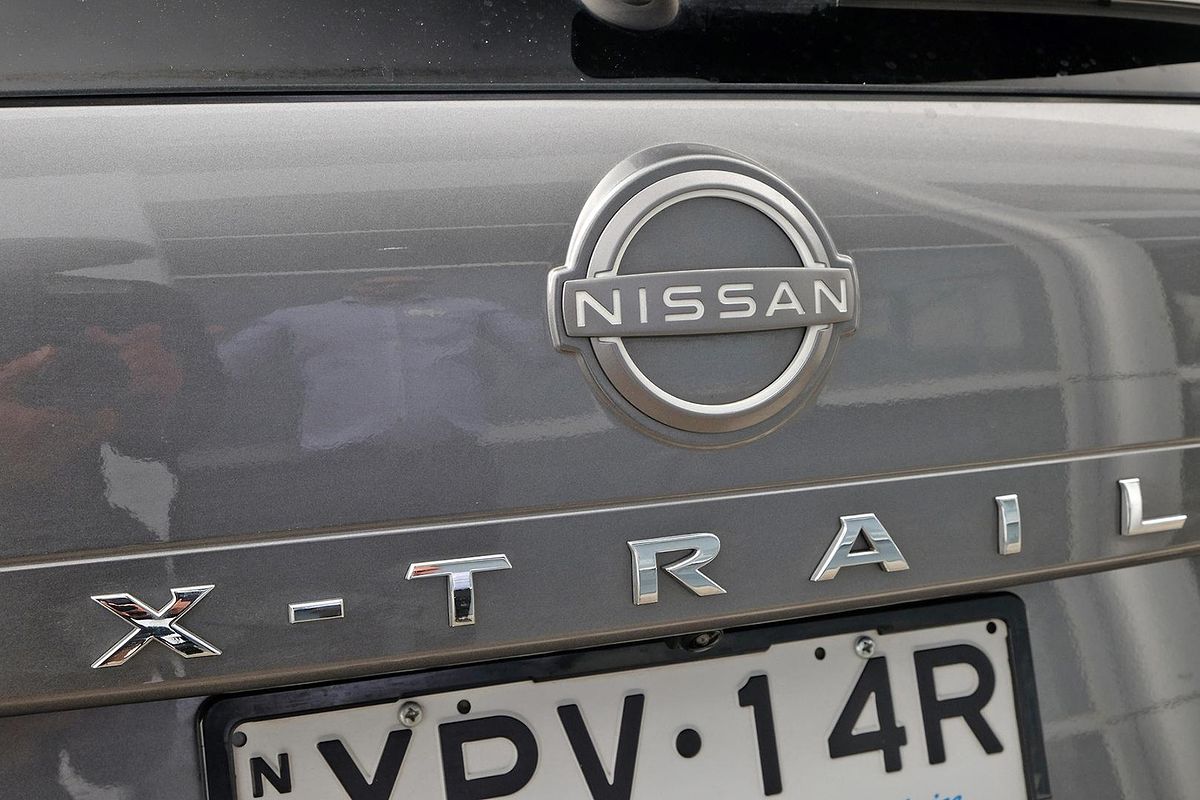 2024 Nissan X-TRAIL ST-L T33
