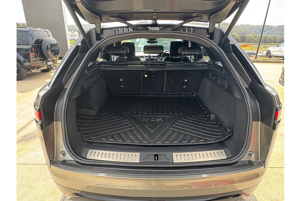 2021 Land Rover Range Rover Velar P400 R-Dynamic HSE L560