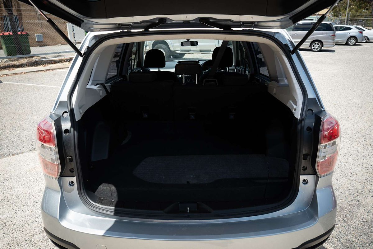 2014 Subaru Forester 2.5i S4