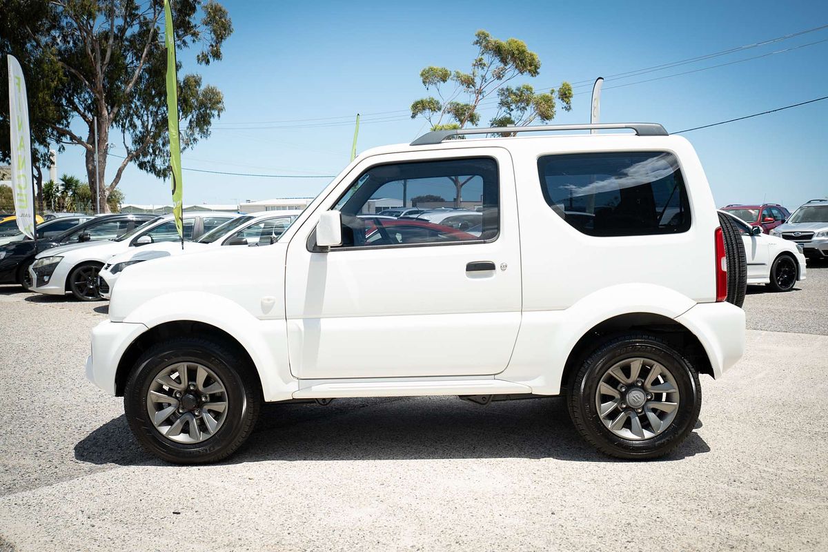 2016 Suzuki Jimny Sierra SN413 T6