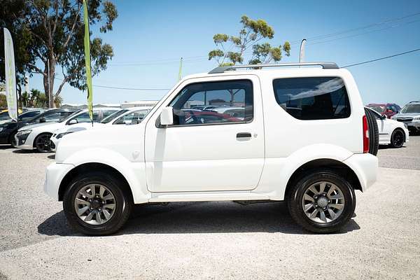 2016 Suzuki Jimny Sierra SN413 T6