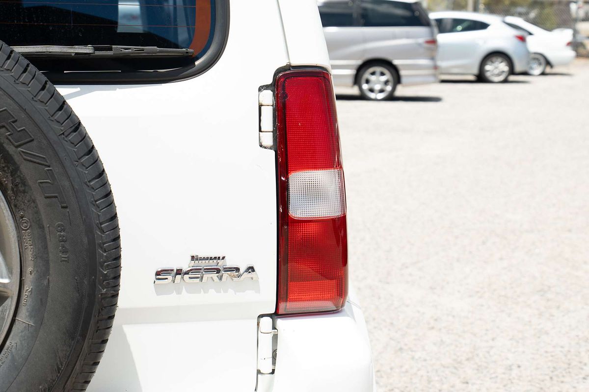 2016 Suzuki Jimny Sierra SN413 T6