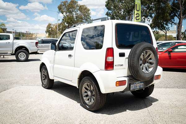2016 Suzuki Jimny Sierra SN413 T6