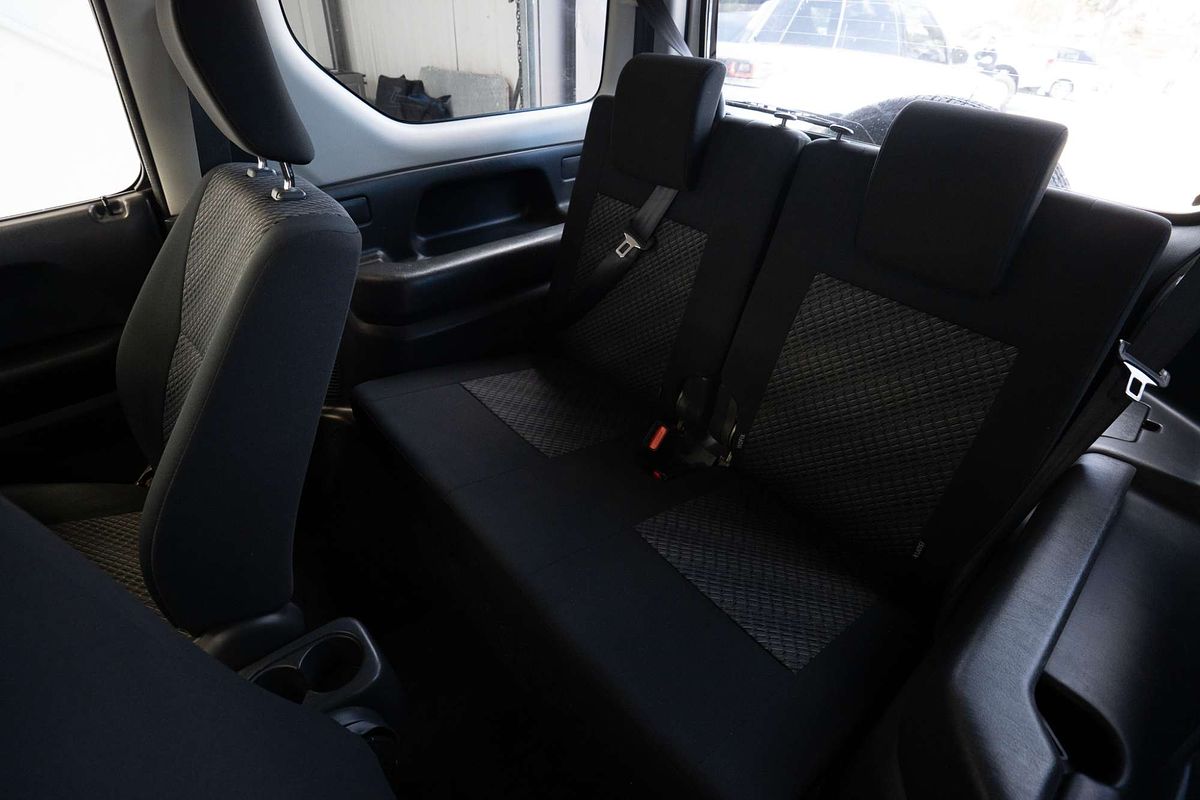 2016 Suzuki Jimny Sierra SN413 T6