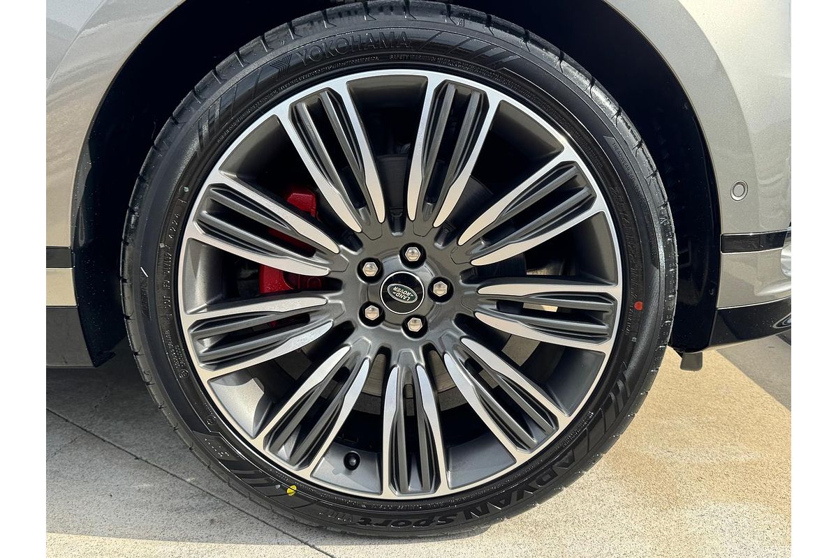 2021 Land Rover Range Rover Velar P400 R-Dynamic HSE L560