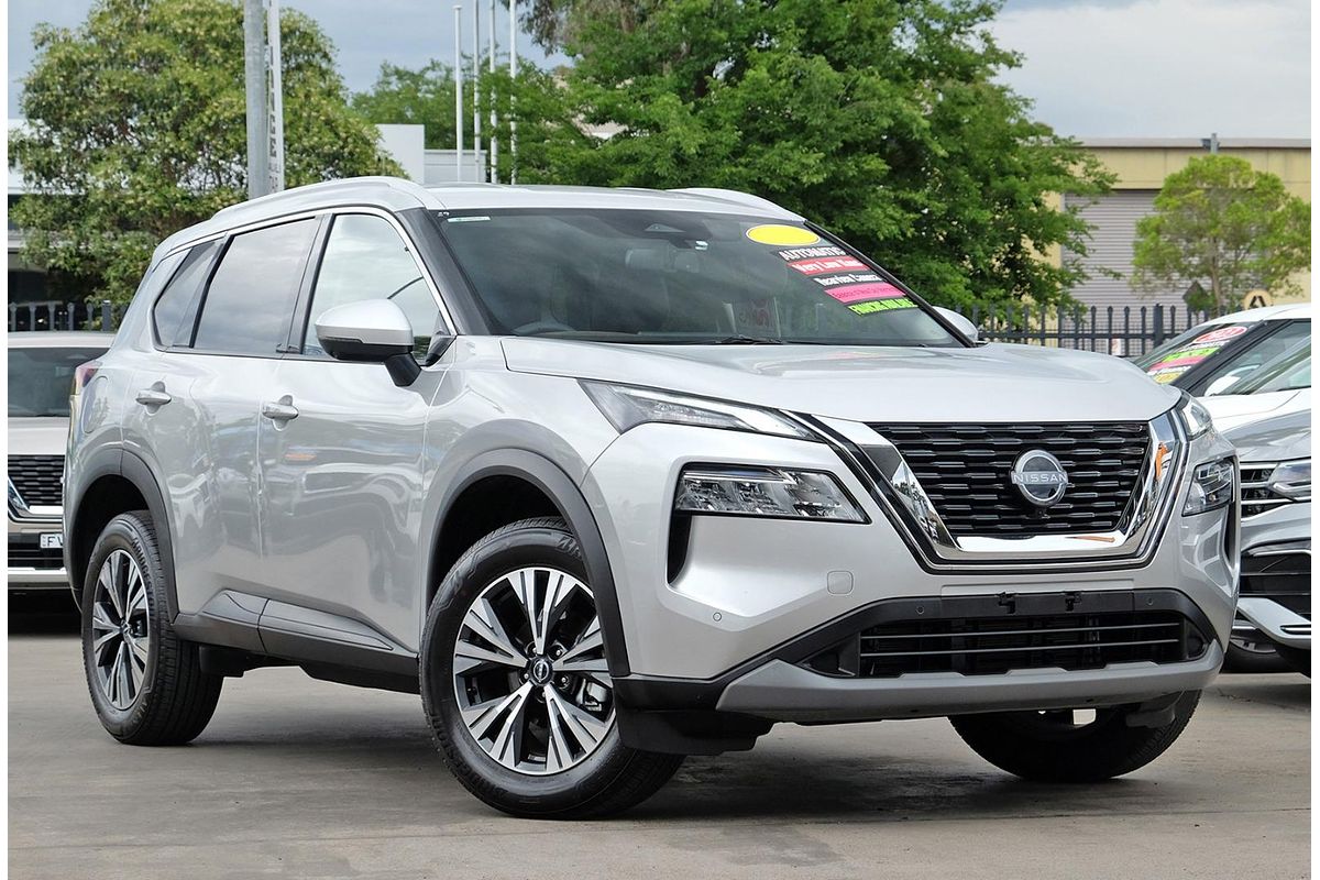 2025 Nissan X-TRAIL ST-L T33