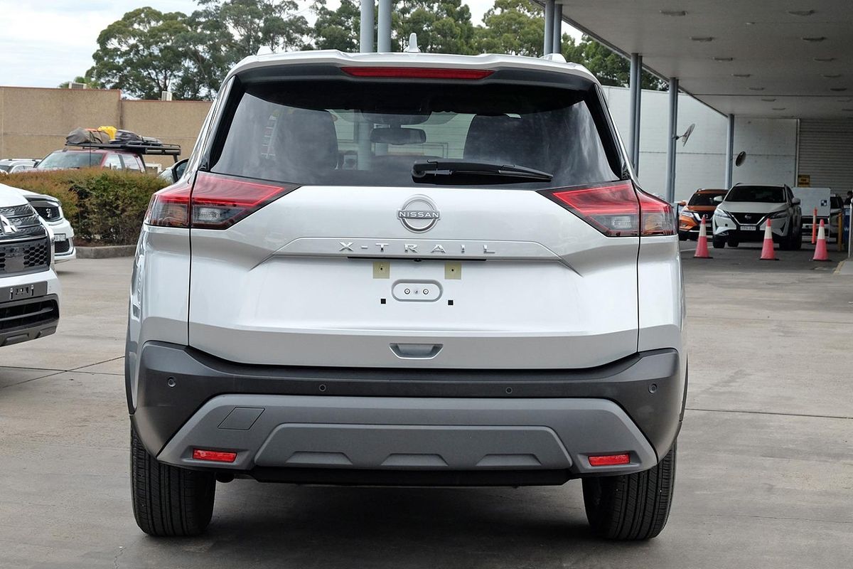 2025 Nissan X-TRAIL ST-L T33