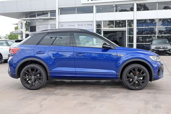 2025 Volkswagen T-Roc 140TSI R-Line D11