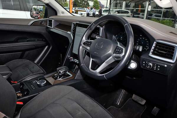 2024 Volkswagen Amarok TDI600 Style NF 4X4