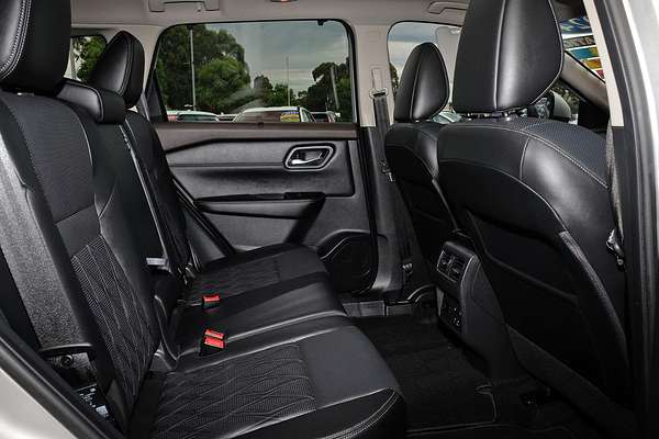 2024 Nissan X-TRAIL Ti-L T33