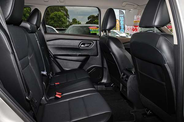 2025 Nissan X-TRAIL ST-L T33