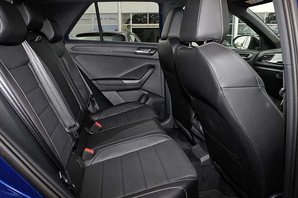 2025 Volkswagen T-Roc 140TSI R-Line D11