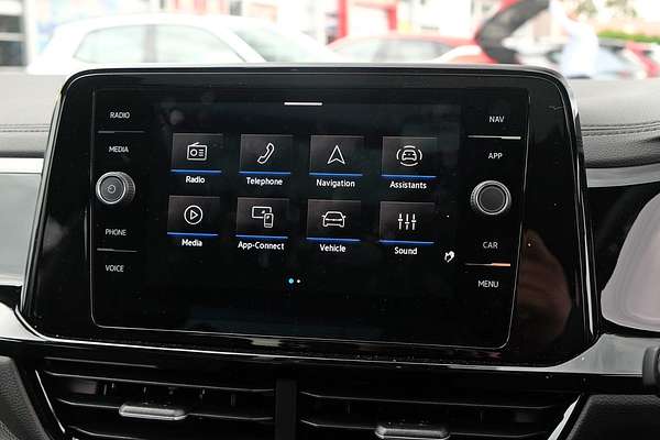 2025 Volkswagen T-Roc 140TSI R-Line D11