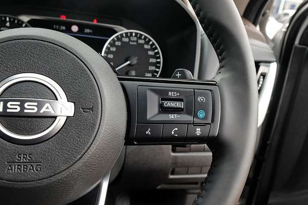 2025 Nissan X-TRAIL ST-L T33