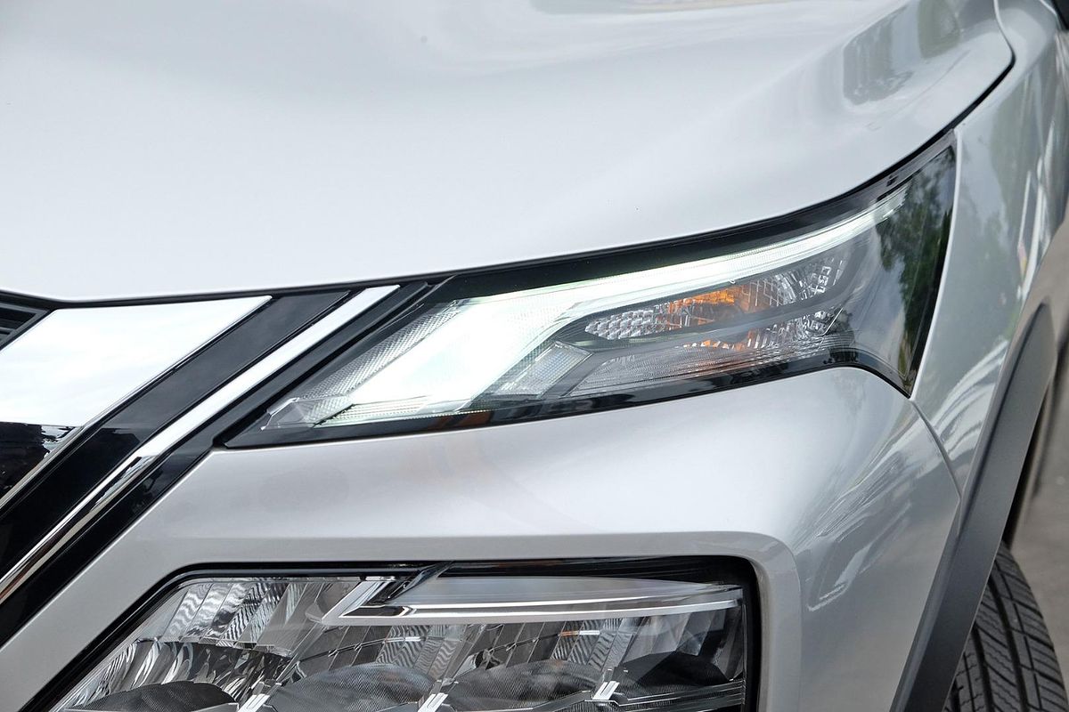 2025 Nissan X-TRAIL ST-L T33