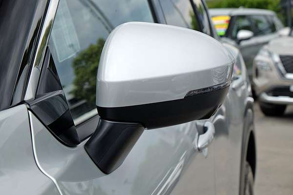 2025 Nissan X-TRAIL ST-L T33