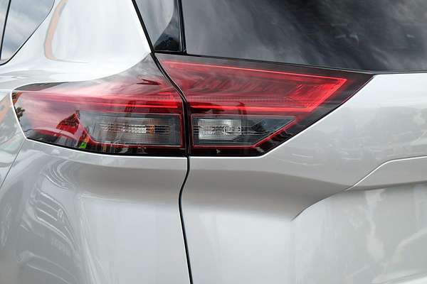 2025 Nissan X-TRAIL ST-L T33