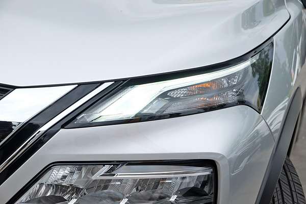 2025 Nissan X-TRAIL ST-L T33