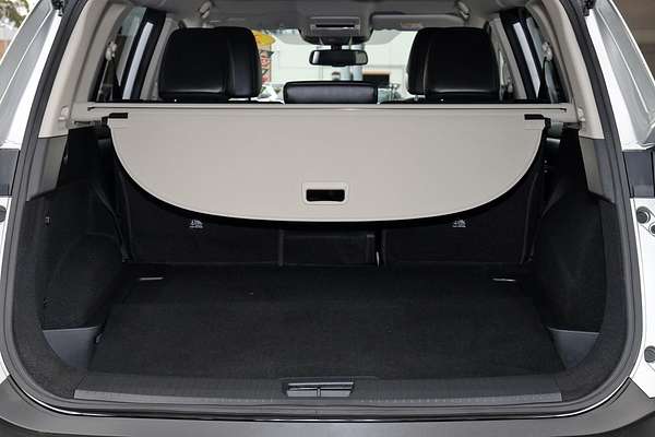 2025 Nissan X-TRAIL ST-L T33