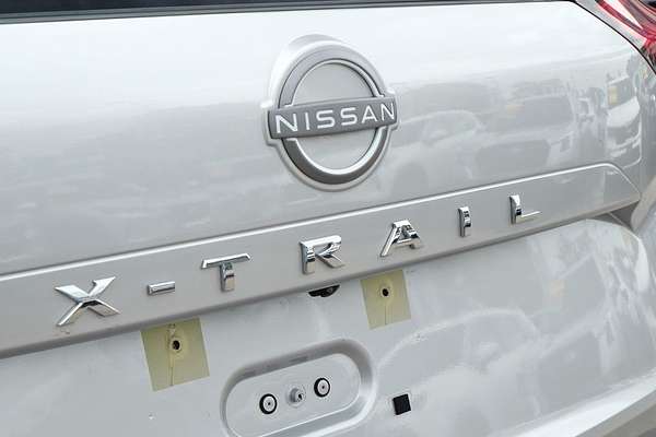 2025 Nissan X-TRAIL ST-L T33