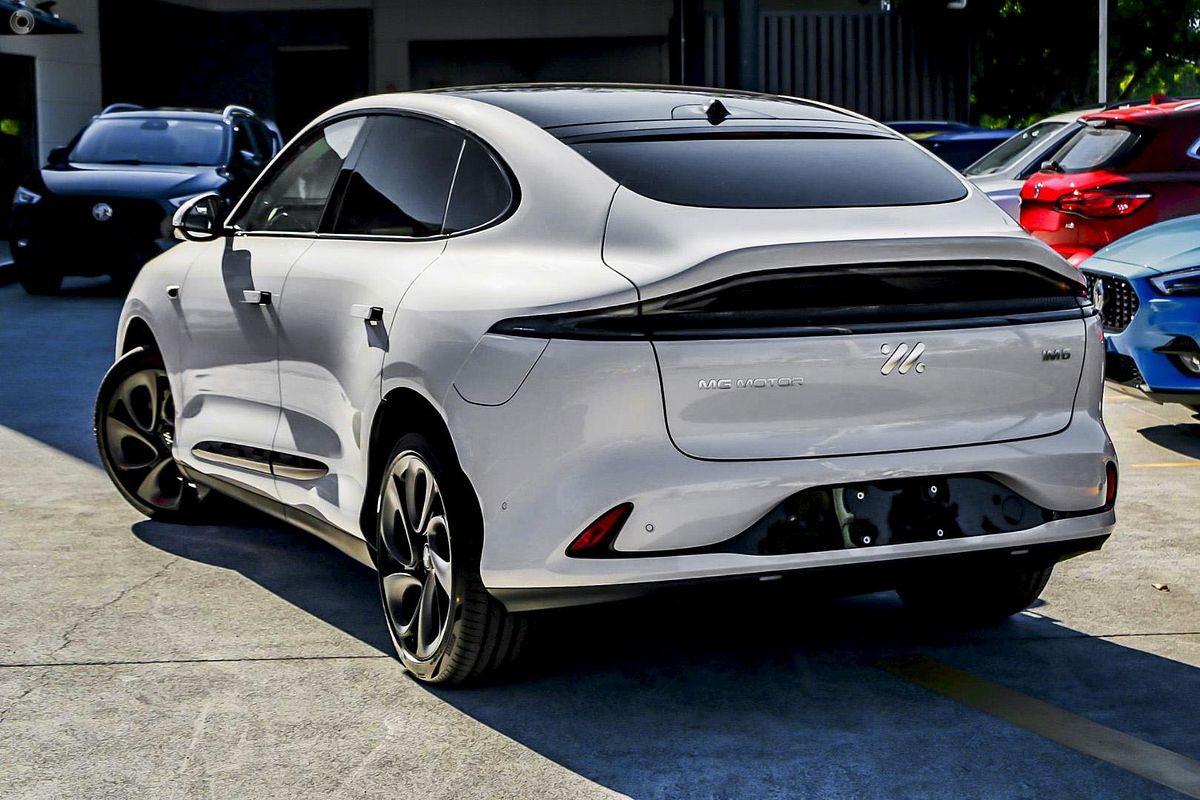 2025 MG IM6 Performance S12L