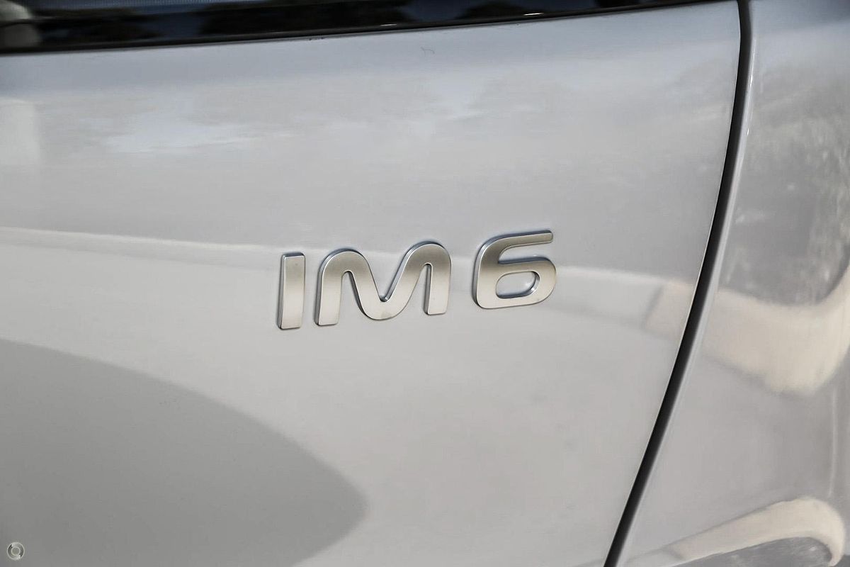 2025 MG IM6 Performance S12L