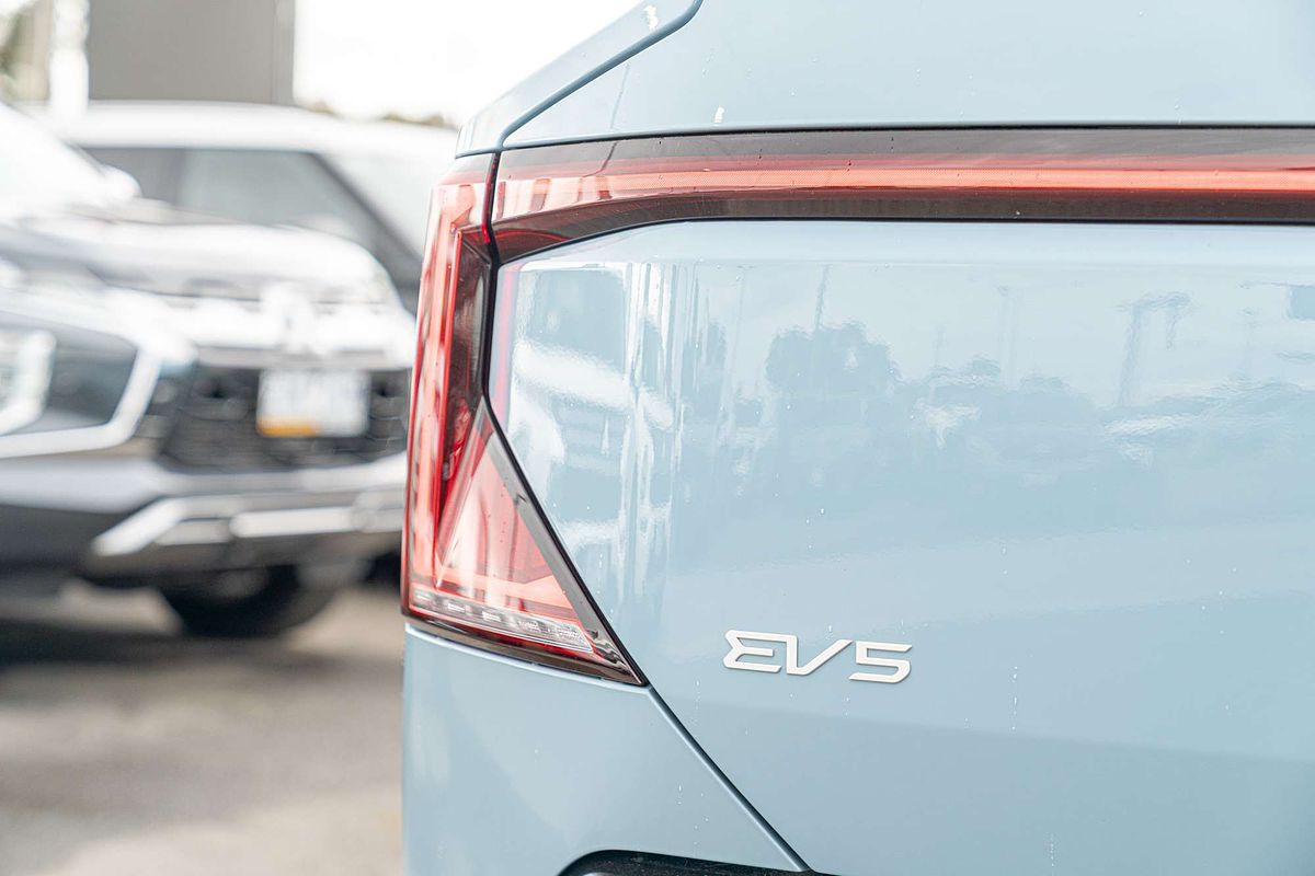 2025 Kia EV5 Earth OVc